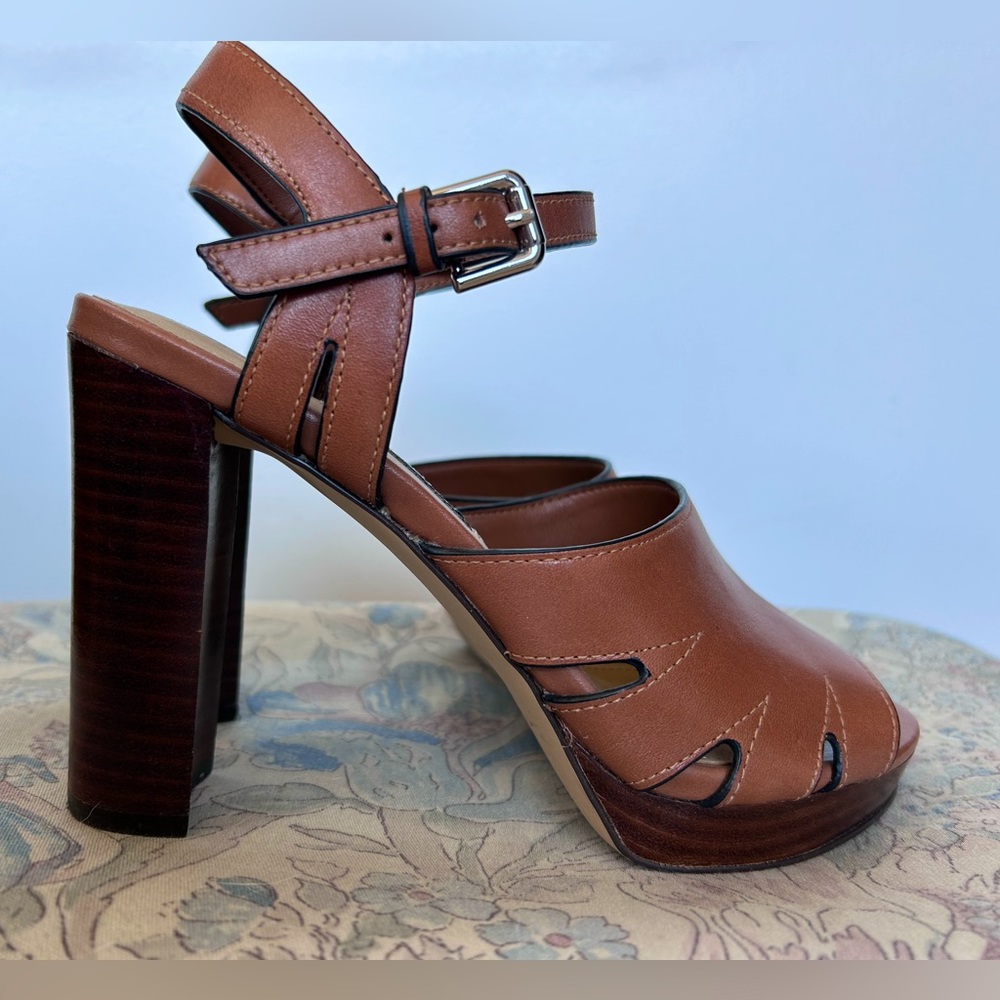 Nine West 5.5 Brown Leather Pumps